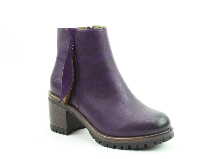 heavenly feet black ankle boots